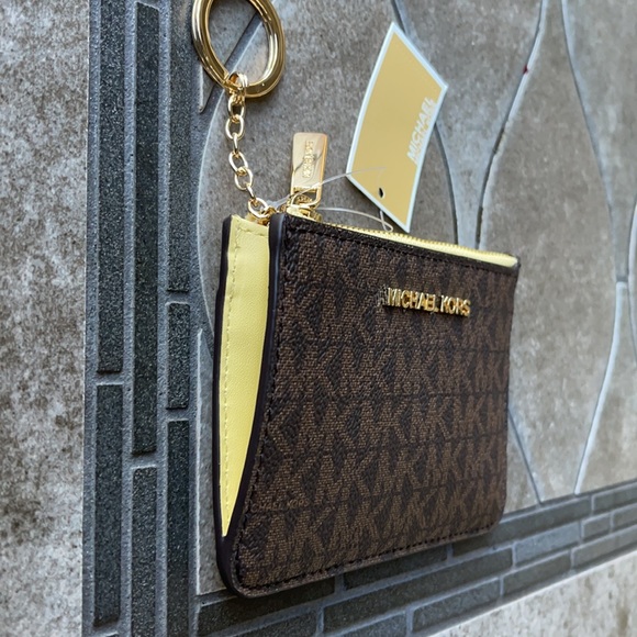 Michael Kors Small TZ Coinpouch with ID - Picture 3 of 16